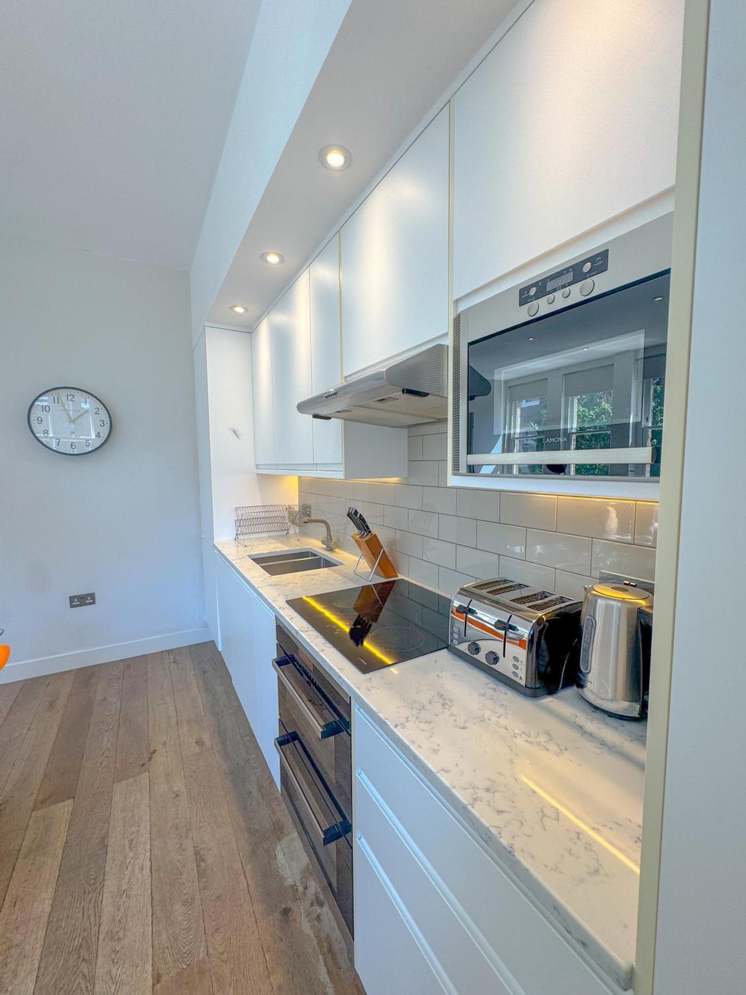 Whitfield Street Apartments London Eksteriør billede